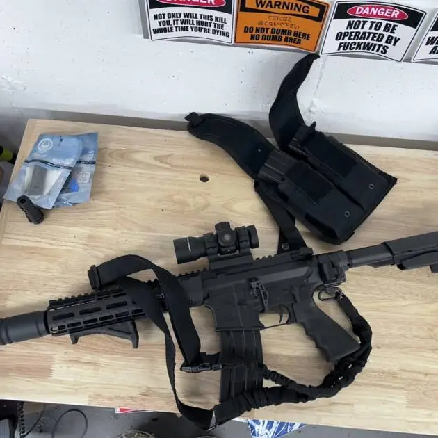 Nonesuch AR-15 Custom Pistols